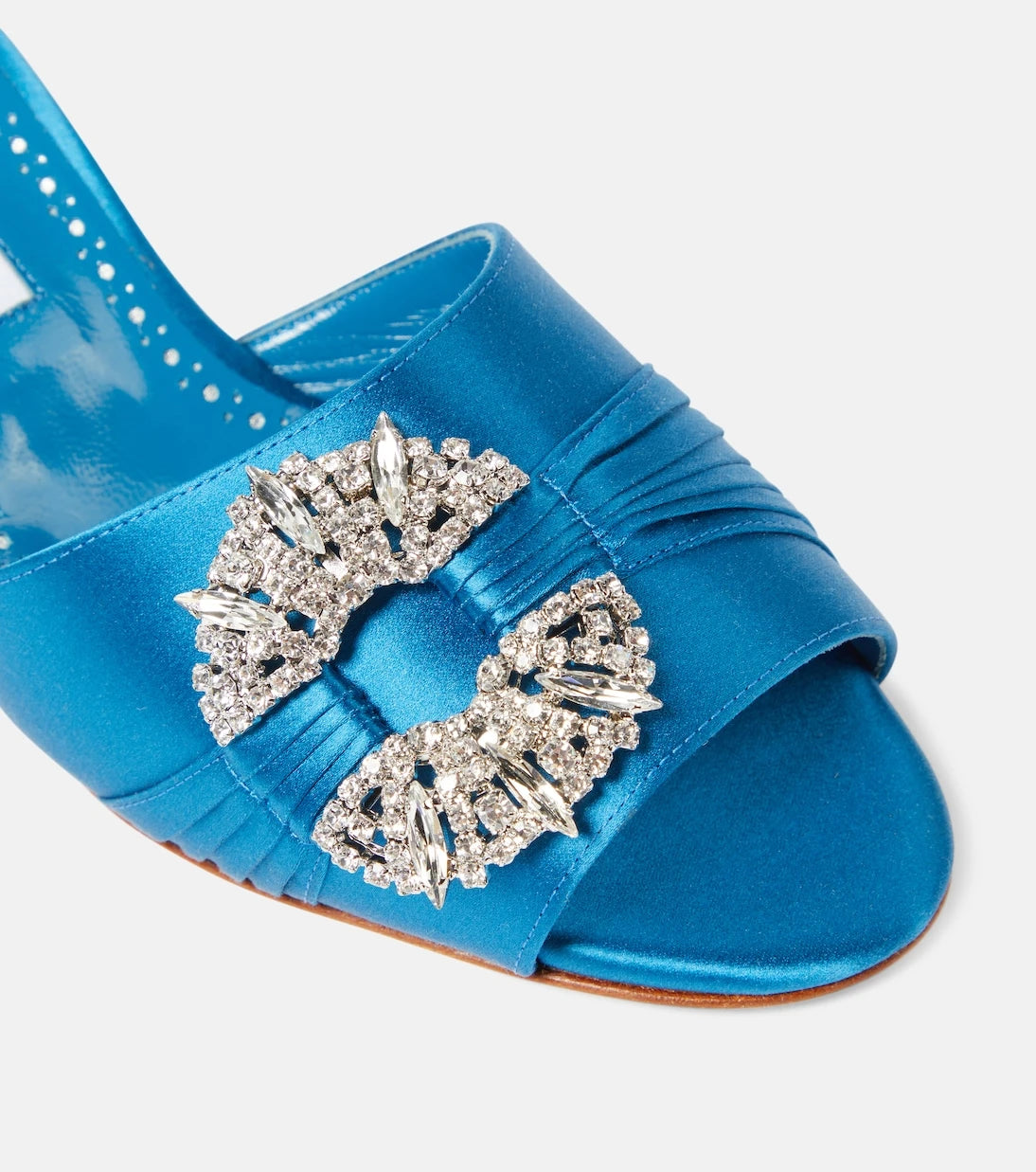 Manolo Blahnik - Prinap 50 embellished satin mules