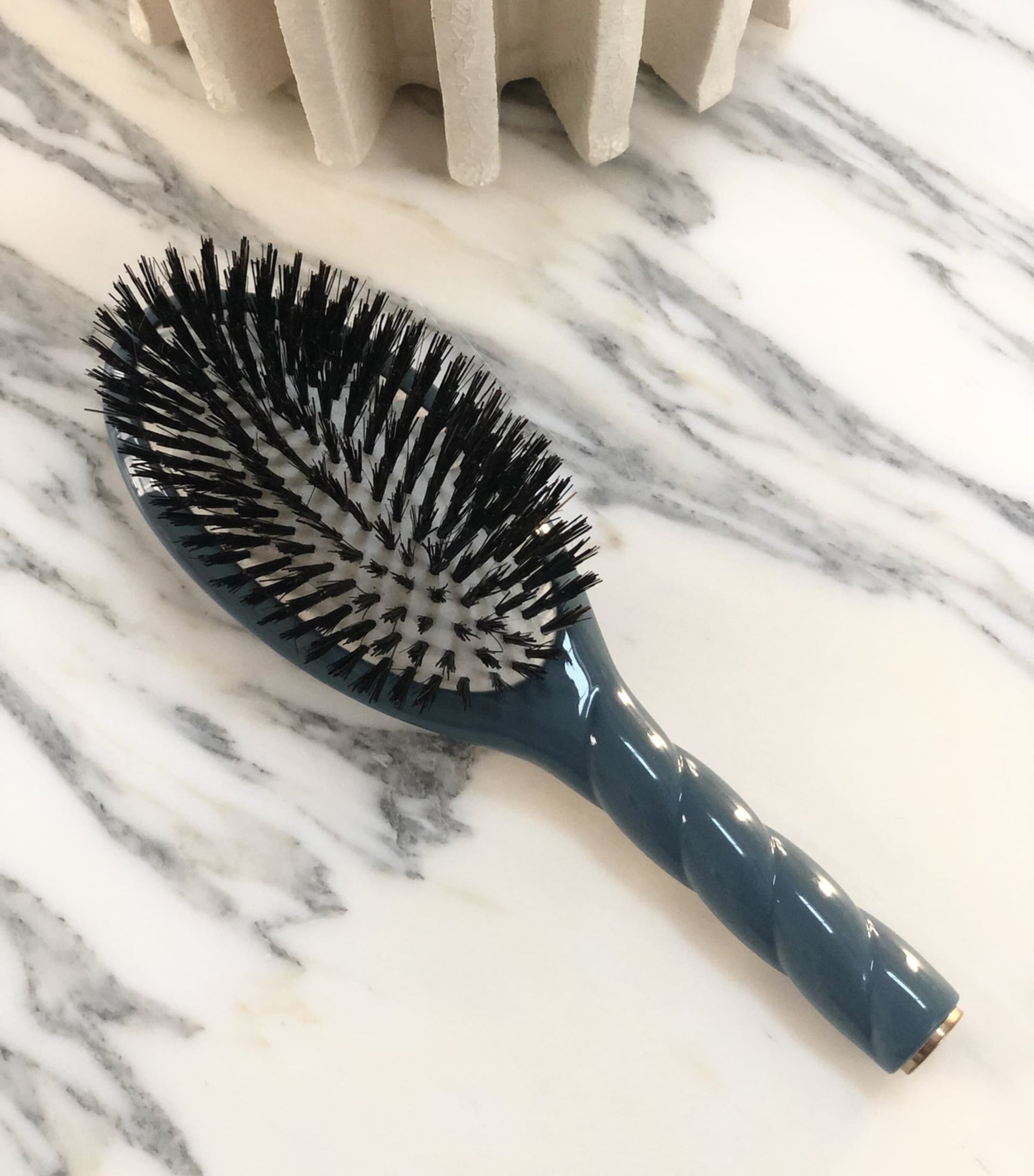 N.01 The Universal Hair Care Brush