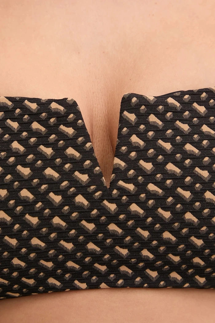 Горнище на бански BOSS B MONOGRAM BANDEAU