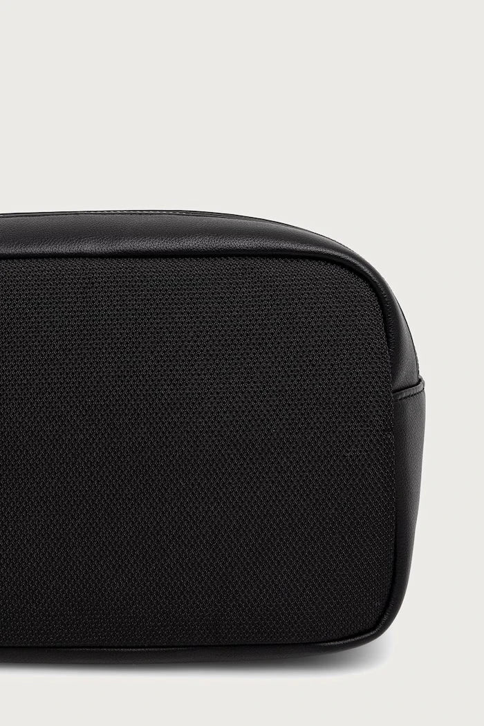 Armani Exchange Erkek Suni Deri Kozmetik Çantası