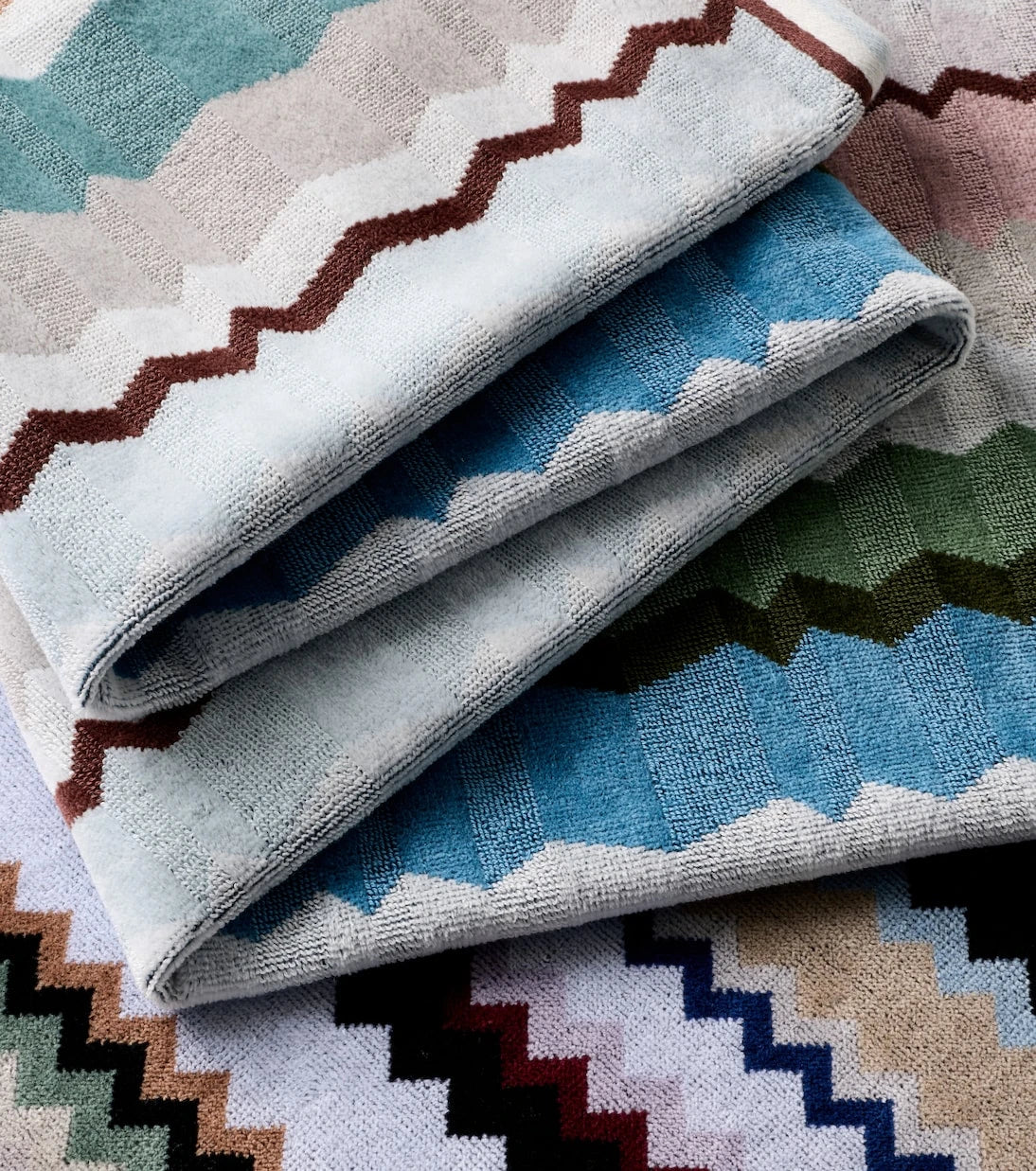 Missoni - منشفة إيفا زيغزاغ من القطن المخملي