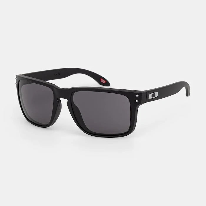 Oakley слънчеви очила мъжки