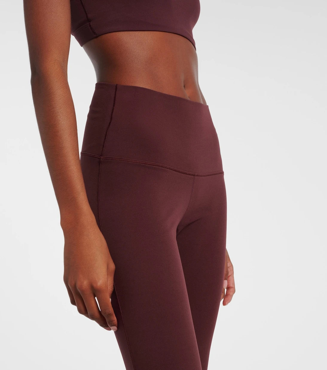 Nike - Nike Zenvy flared leggings