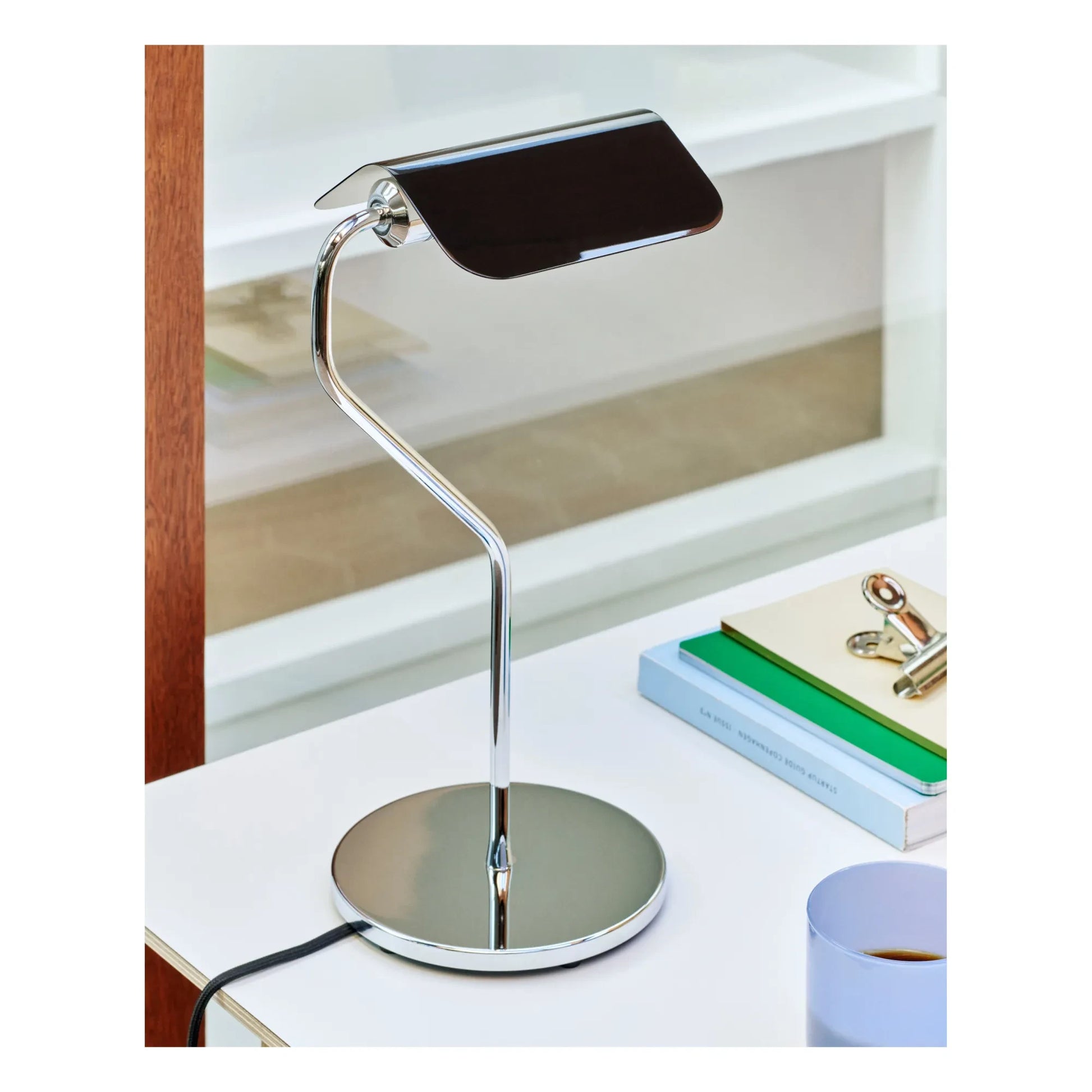 Hay - Apex table lamp | Black