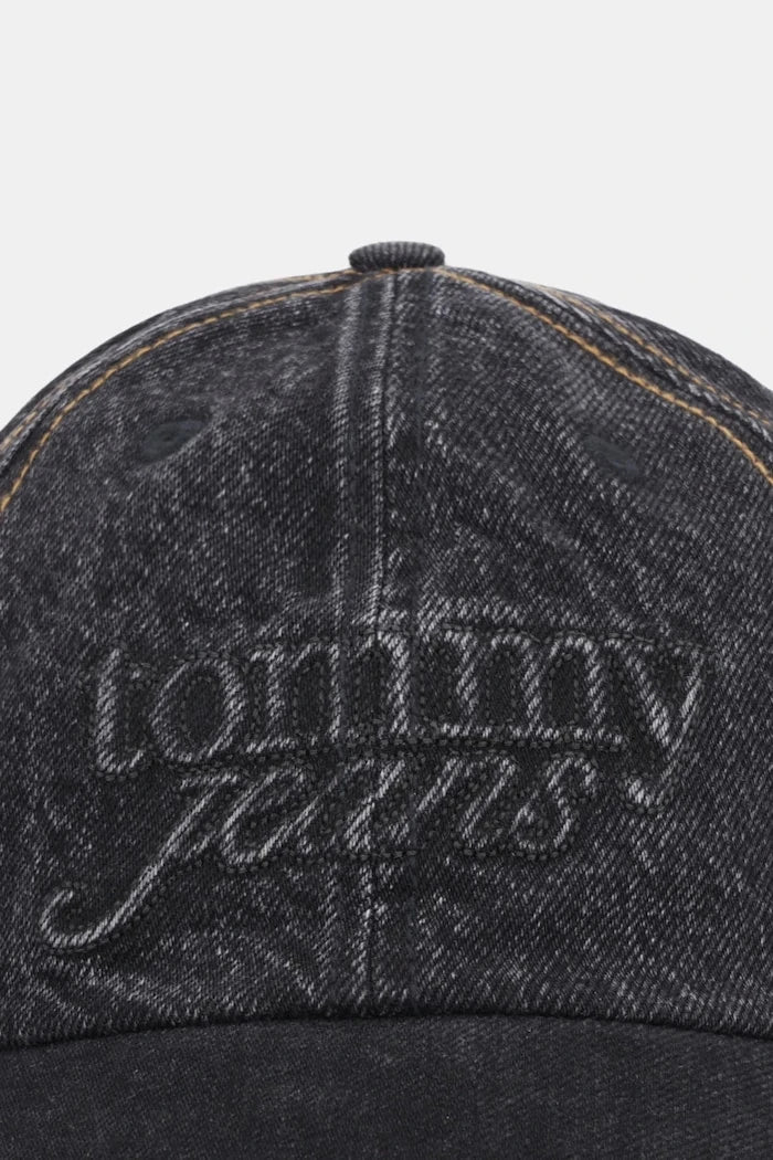 Дънкова шапка с козирка Tommy Jeans