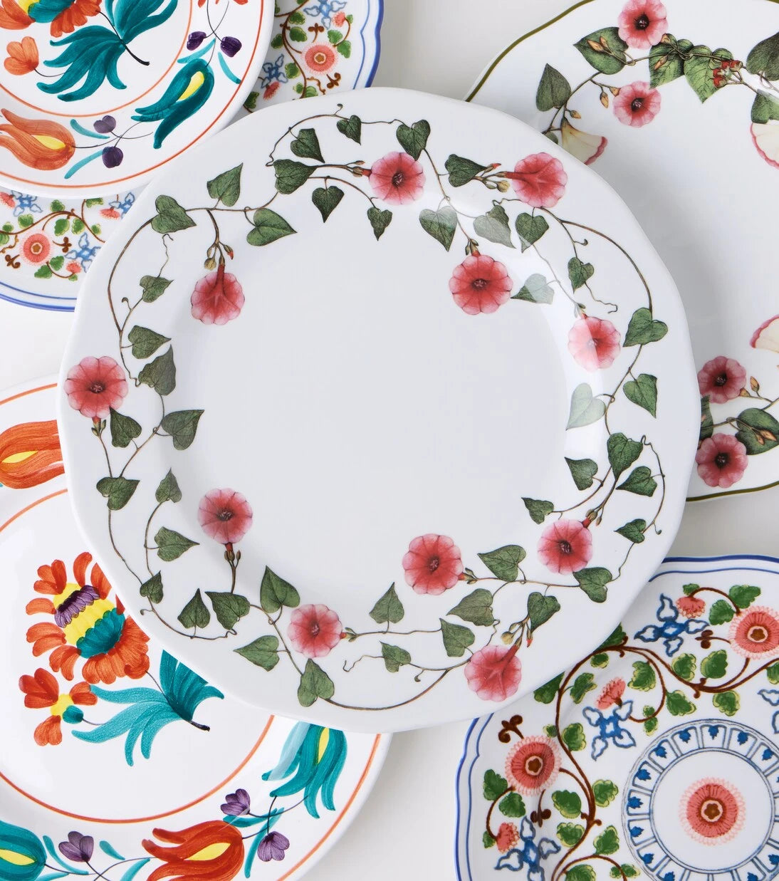 Cabana - Ciclamino floral porcelain charger plate