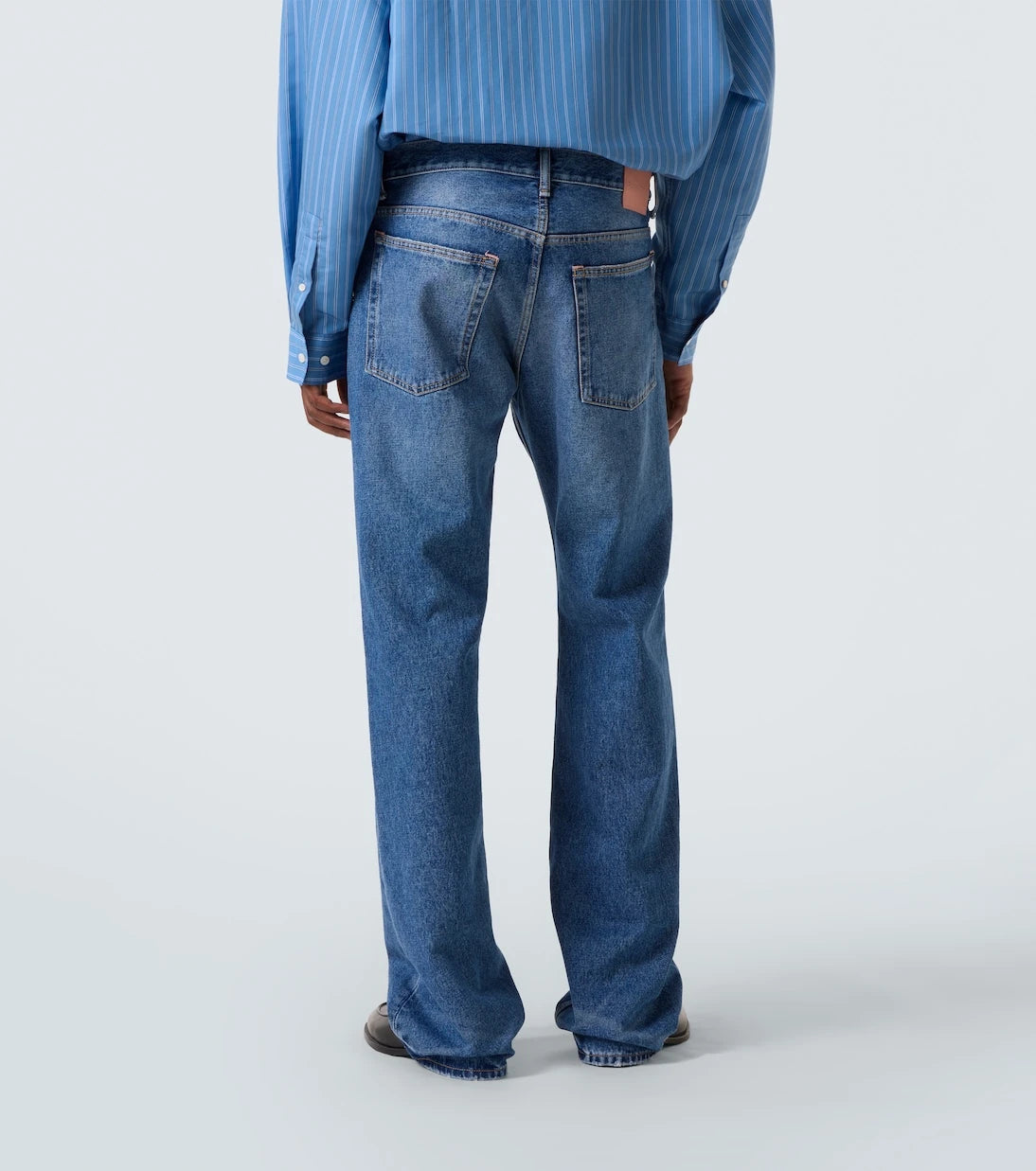 Acne Studios - بنطلون جينز مستقيم بقصة منخفضة 2010M