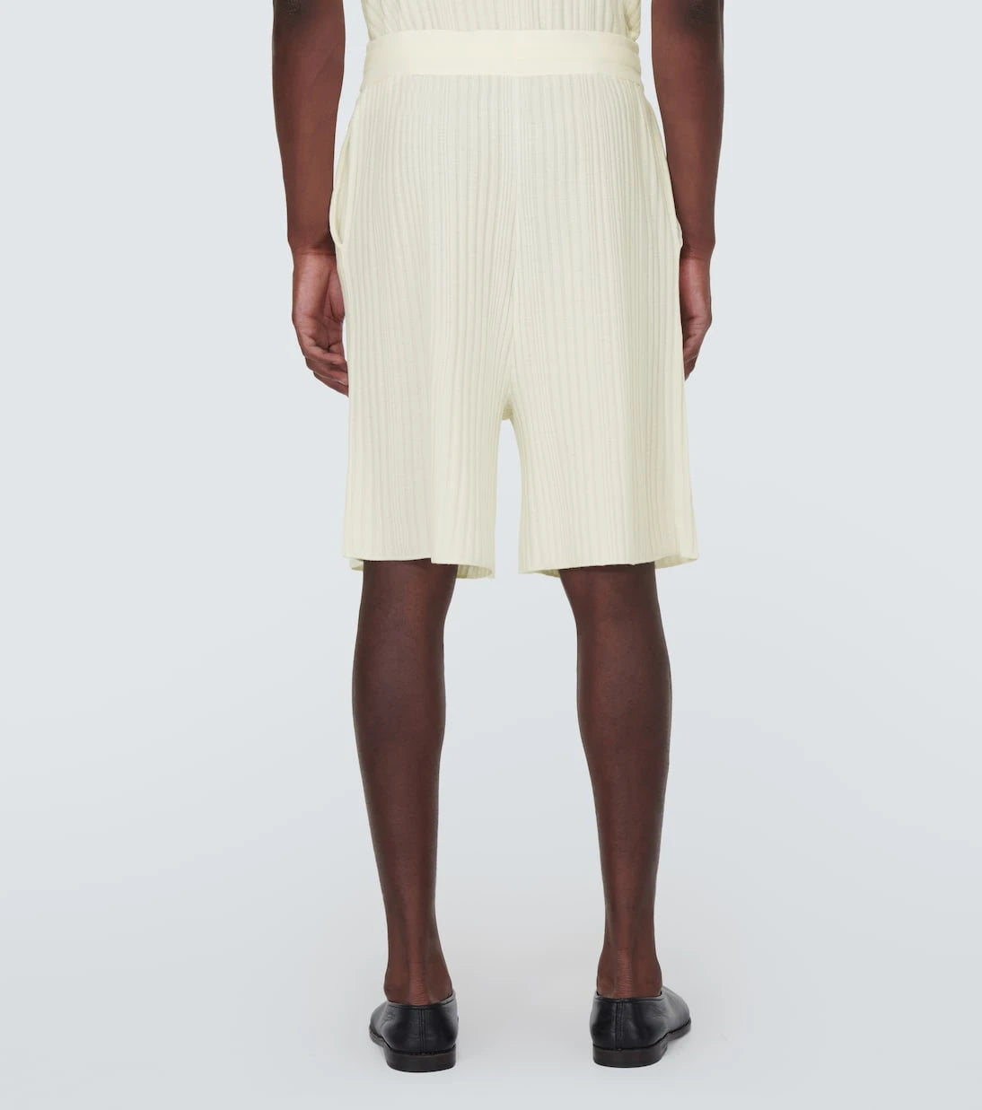 King & Tuckfield - Wool shorts