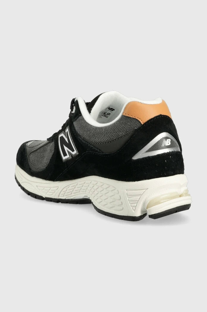 Маратонки New Balance M2002REB