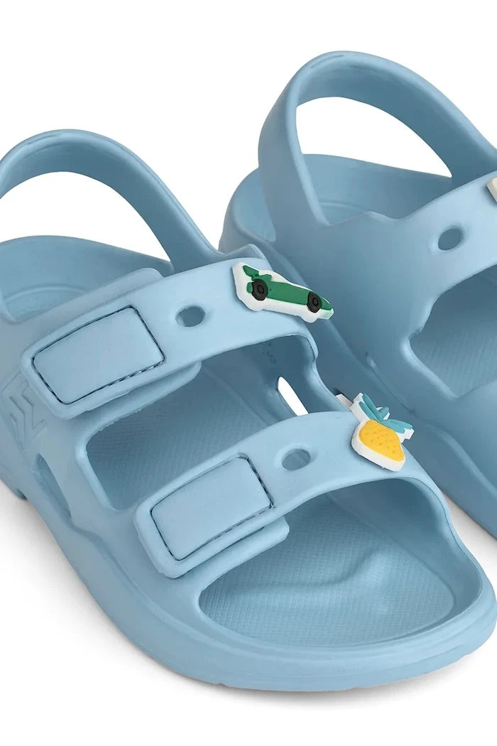 Liewood çocuklar için açık topuklu sandalet ayakkabı Lilo Sandals with Charms
