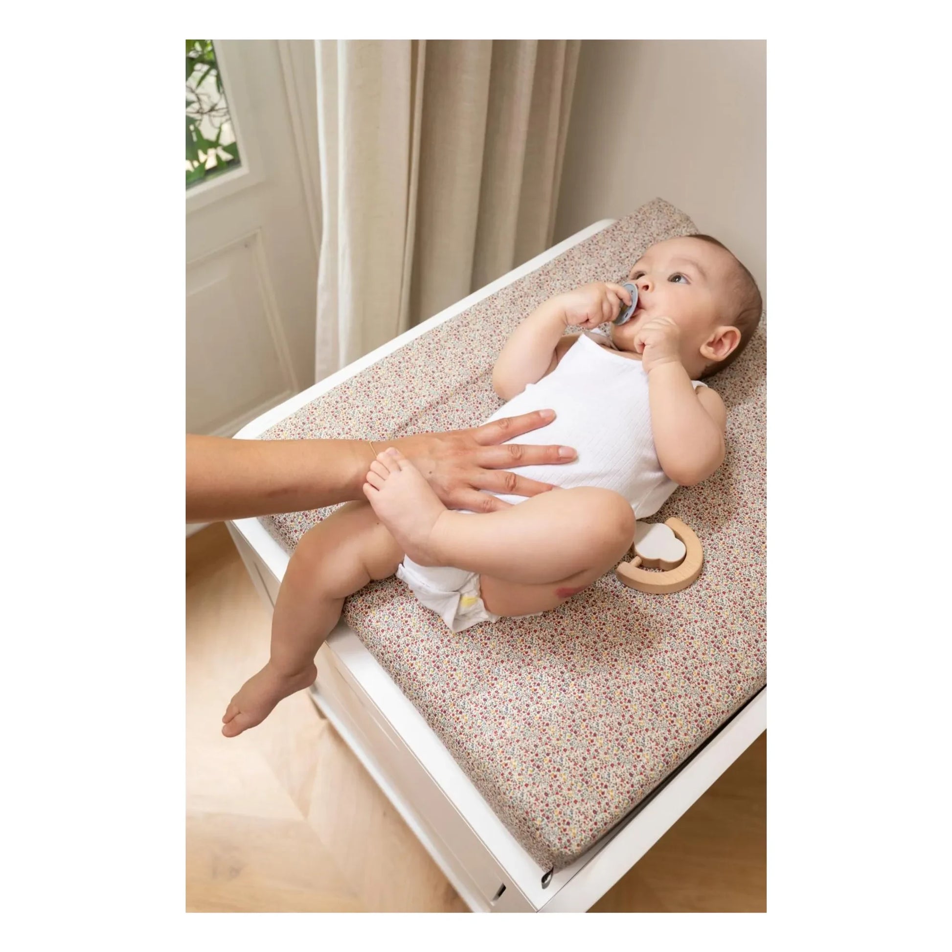 Nofred - Form changing table | White