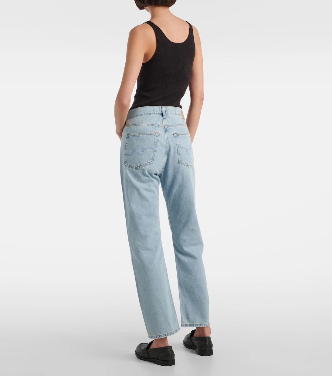 AG Jeans - جينز أمريكي بقصة ضيقة وخصر متوسط الارتفاع