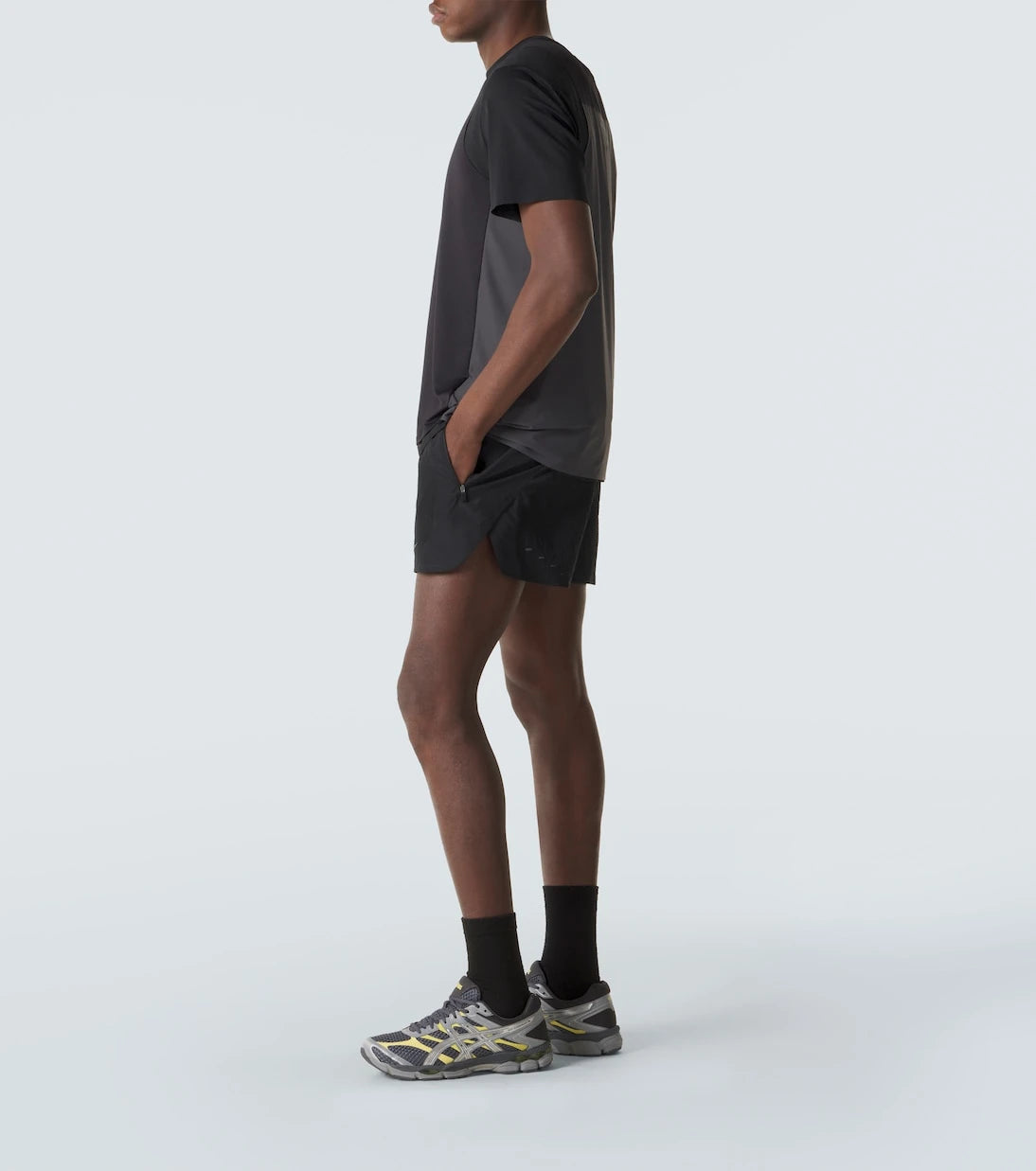 Asics - GEL-Cumulus 16 sneakers