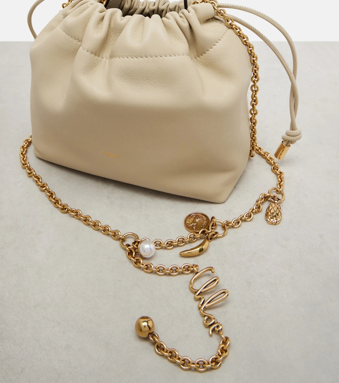 Chloé - Chloé Icons Mini leather bucket bag