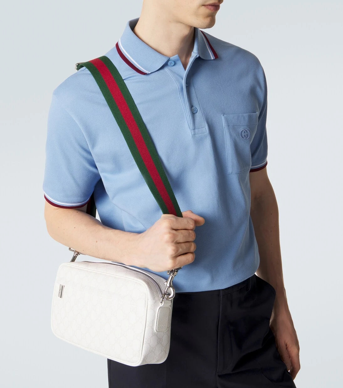 Gucci - GG Canvas Medium crossbody bag