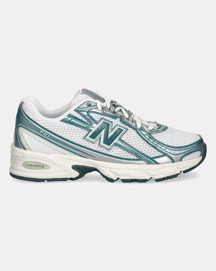 Маратонки New Balance 740