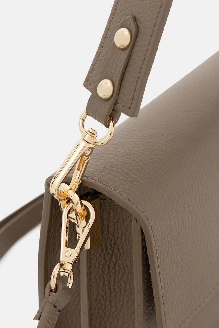 Answear.LAB чанта crossbody дамска от кожа