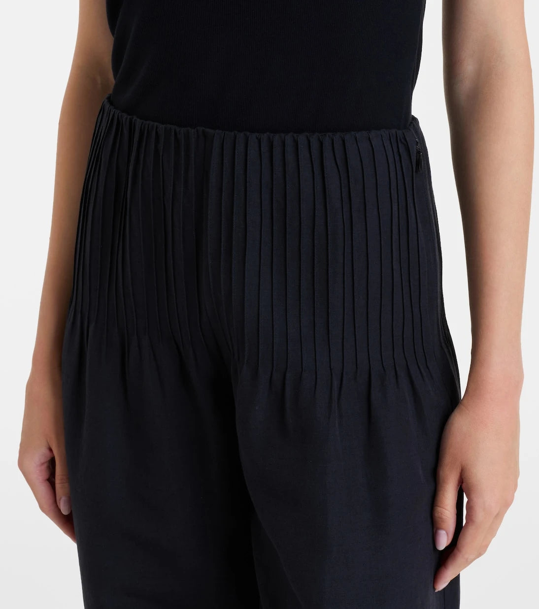 Vince - Cotton, rayon, and linen balloon pants