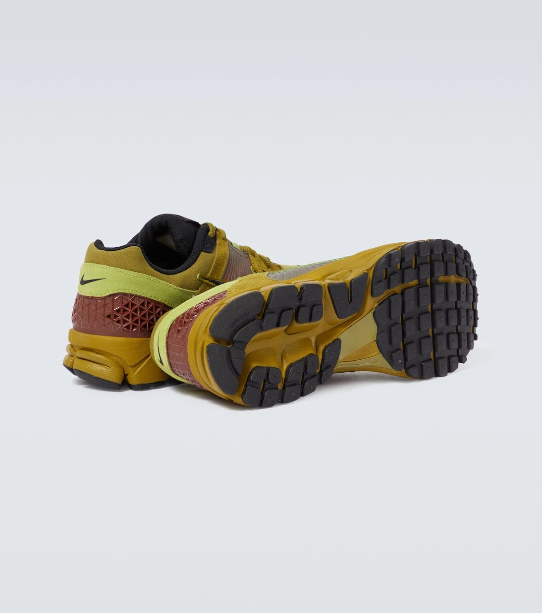 Nike - Zoom Vomero 5 suede sneakers