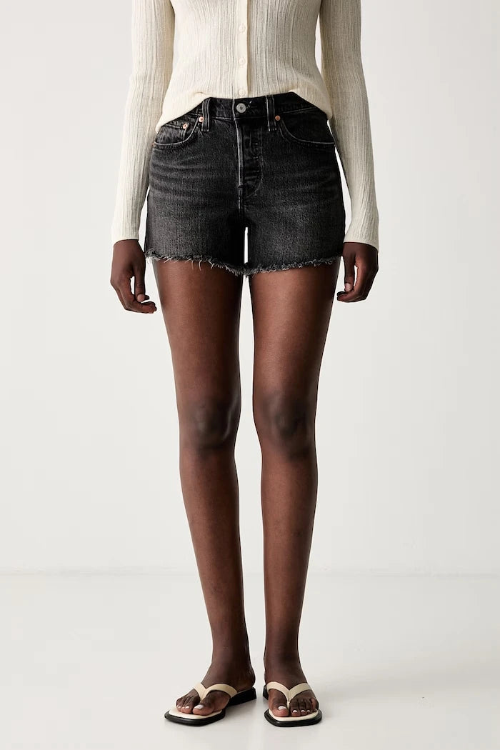 Levi's kadın denim şort 501® CURVE