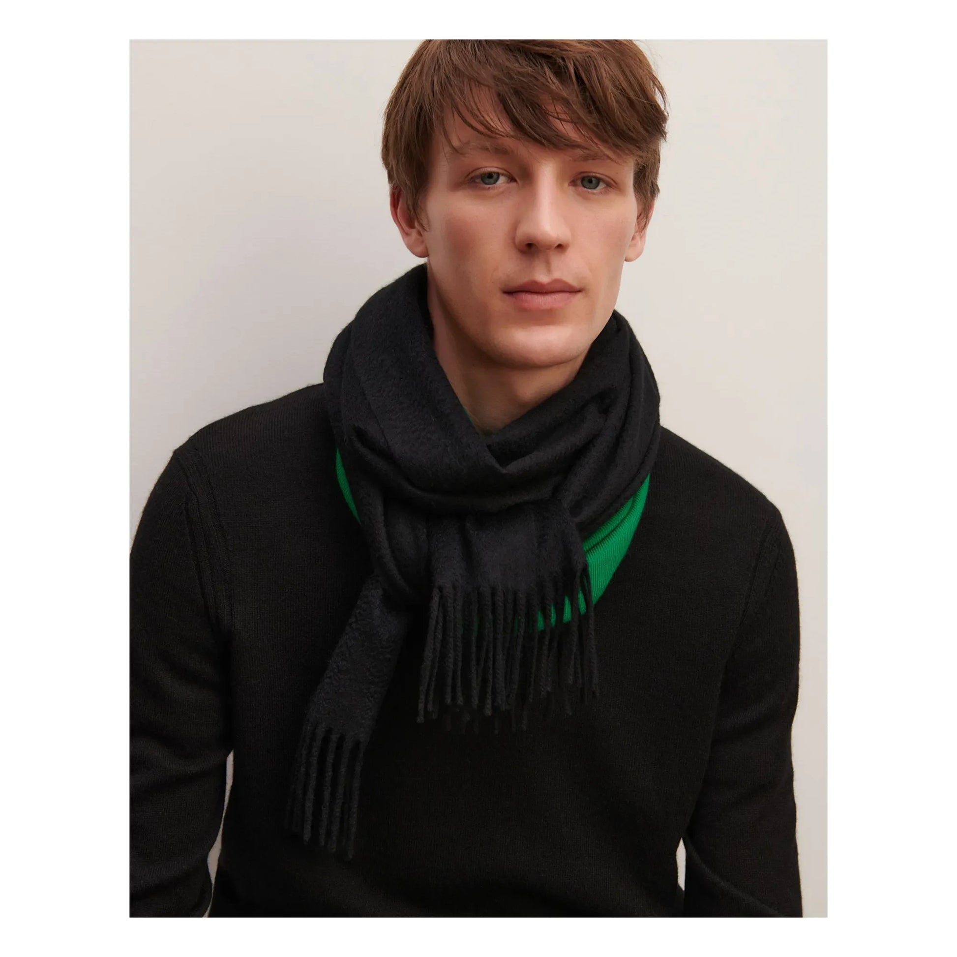 Bompard - Classic EB Cashmere Scarf | Charcoal
