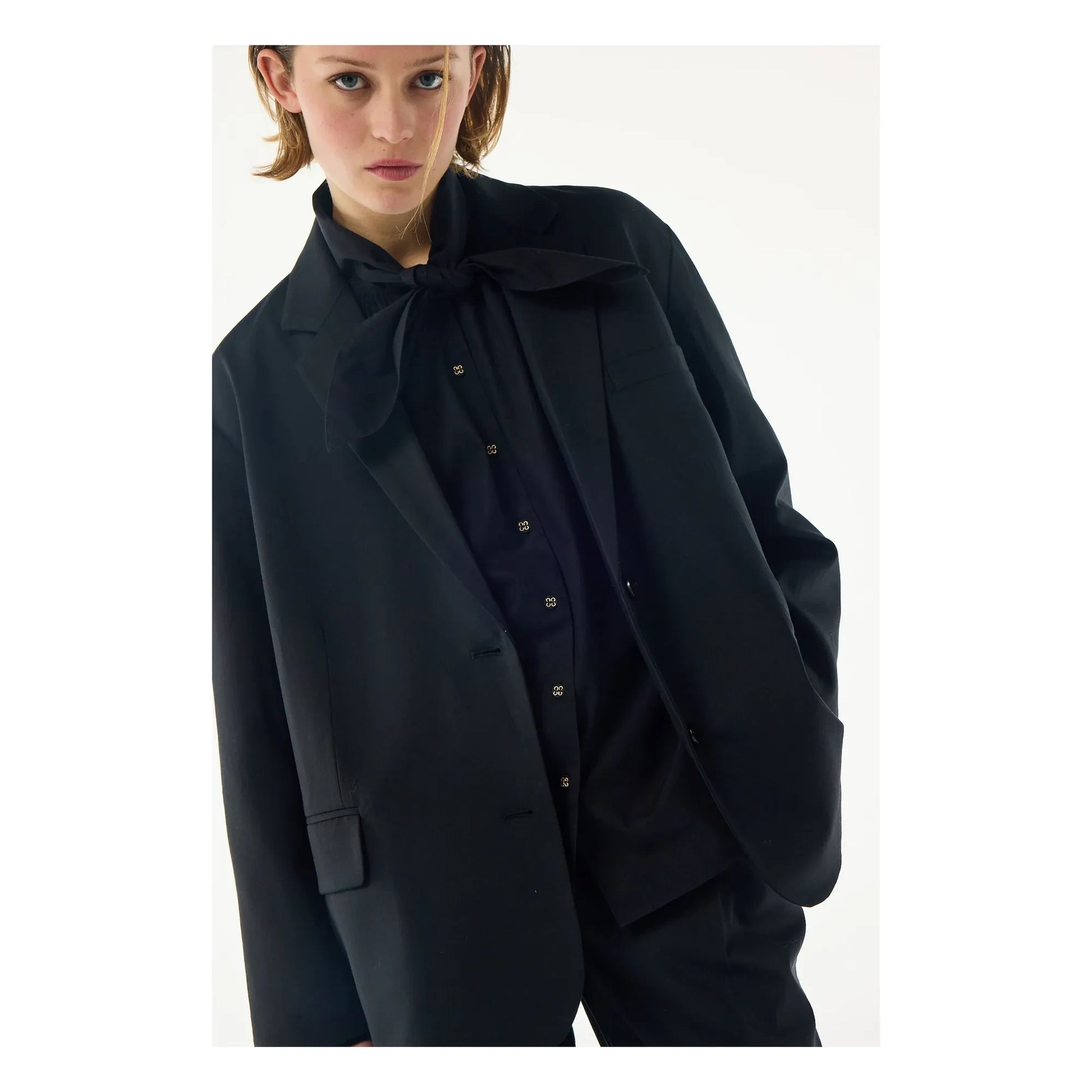BELLEPIECE - Tailoring London Virgin Wool Jacket | Black