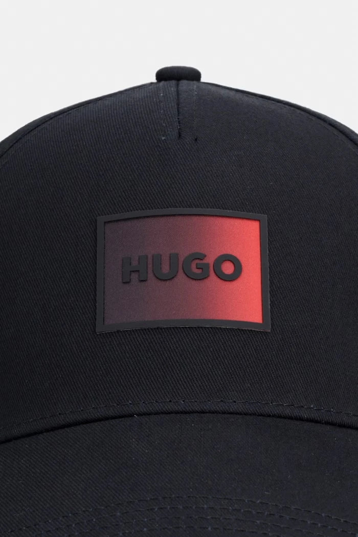 Памучна шапка с козирка HUGO Jude-SL