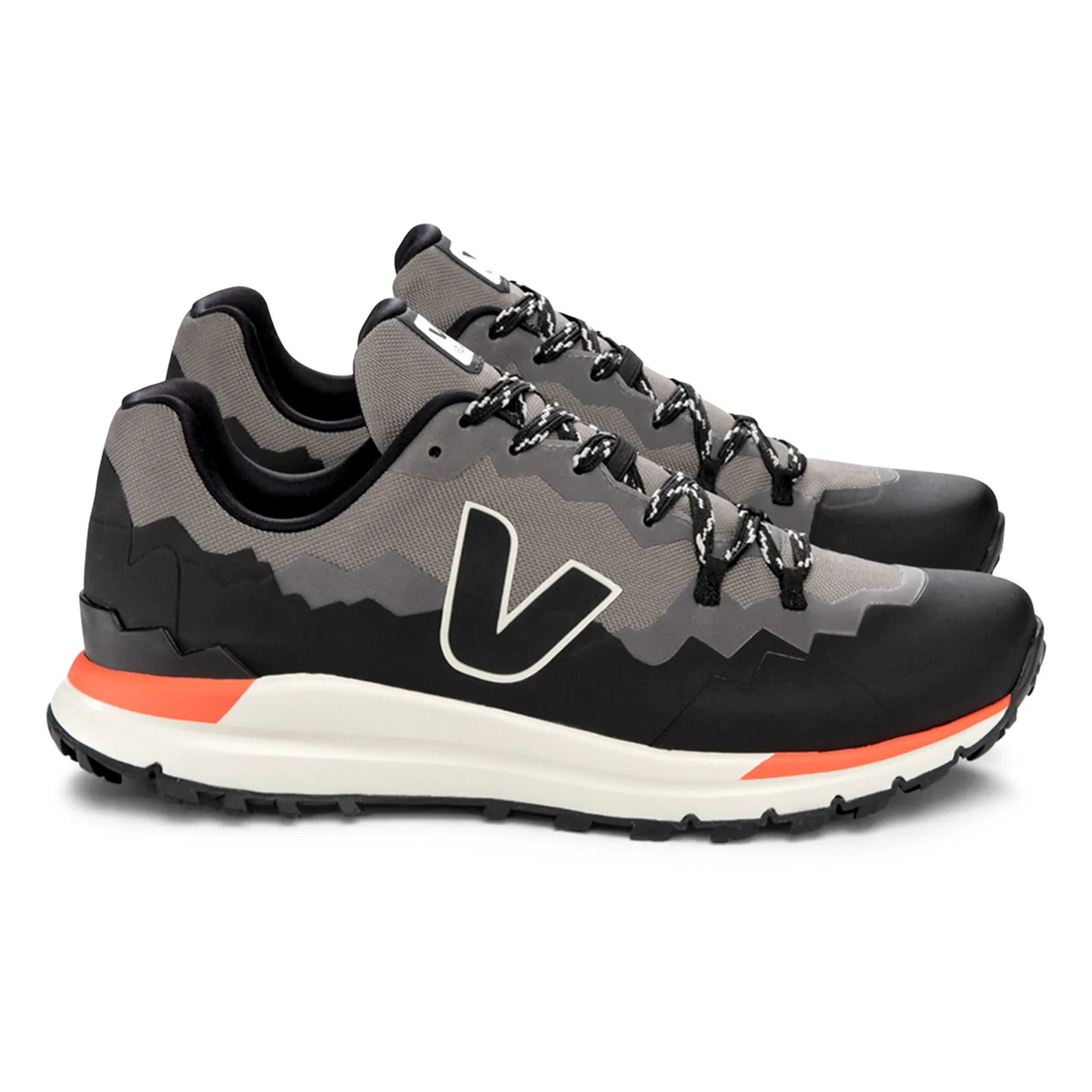 Veja - Fitz Roy Trek-Shell Sneakers | Grey