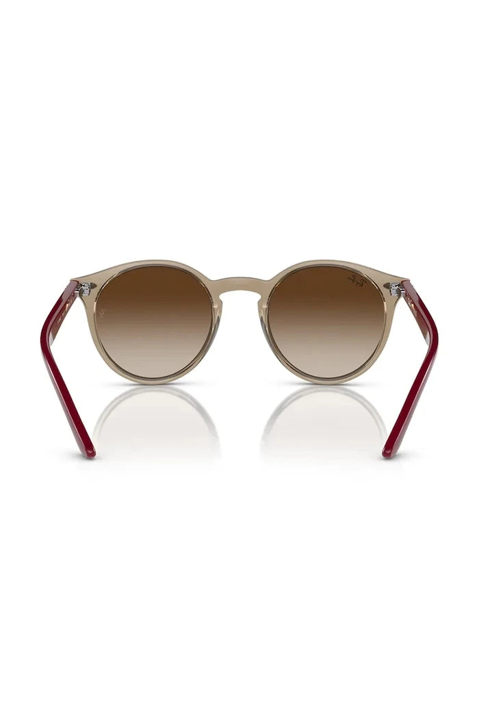 Ray-Ban çocuk güneş gözlükleri