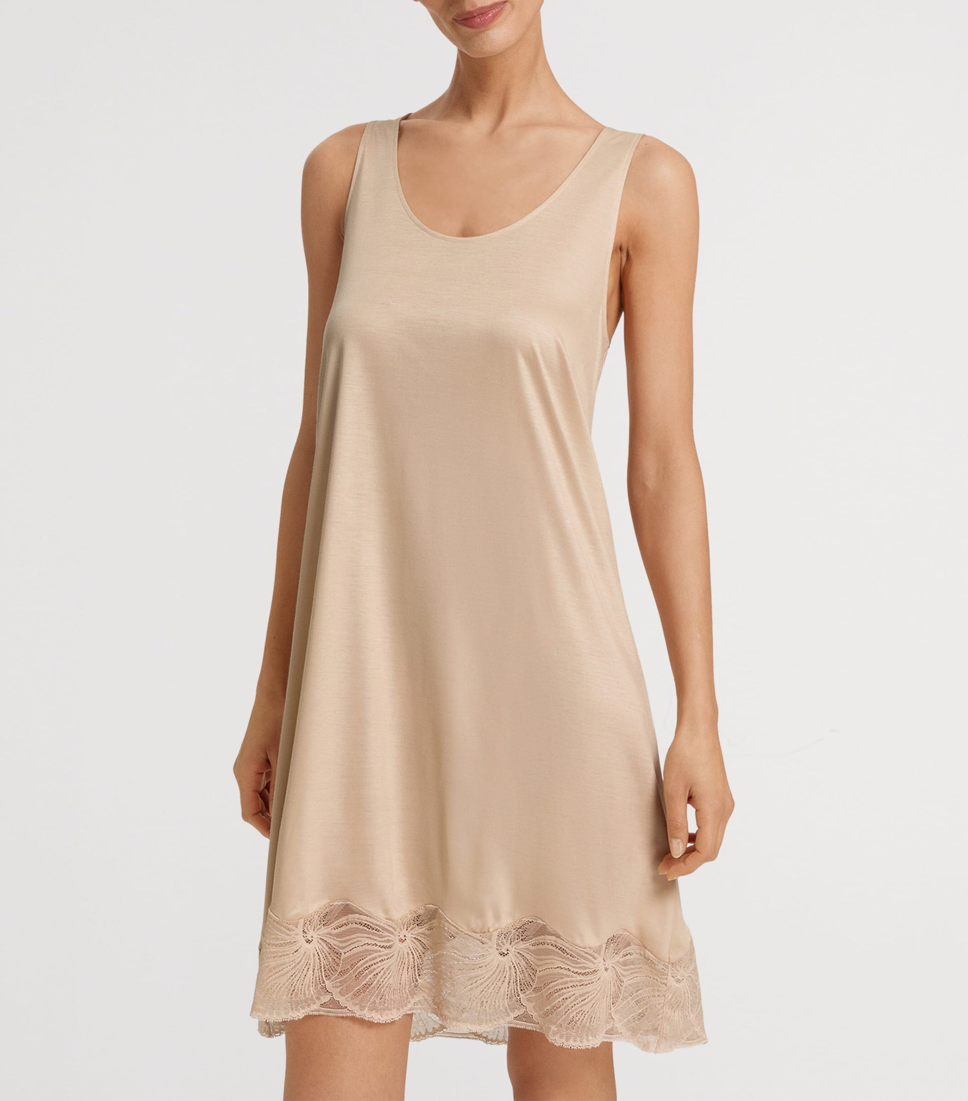 Hanro Lace-Trim Lilith Nightdress