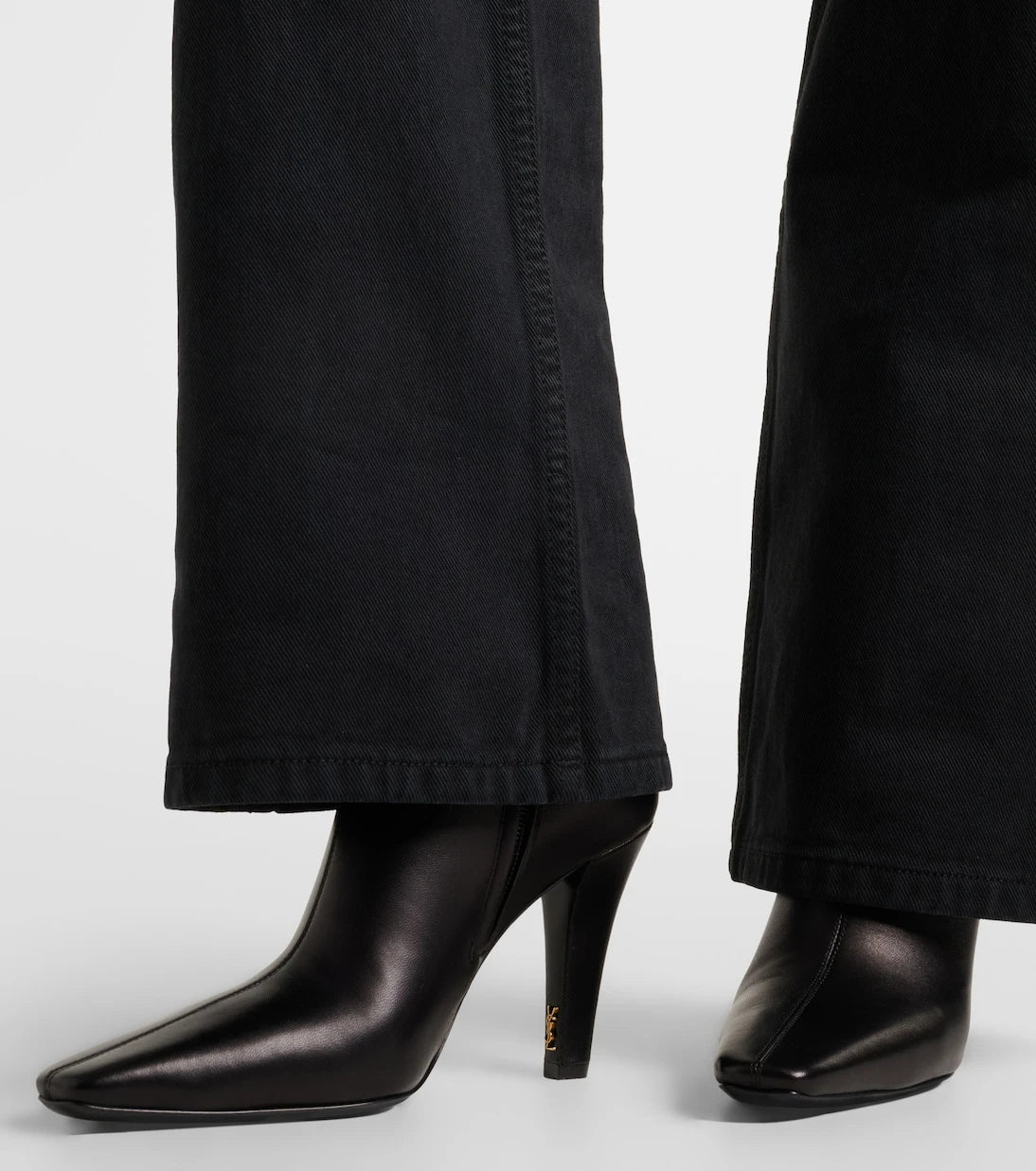 Saint Laurent - Jill 95 leather ankle boots