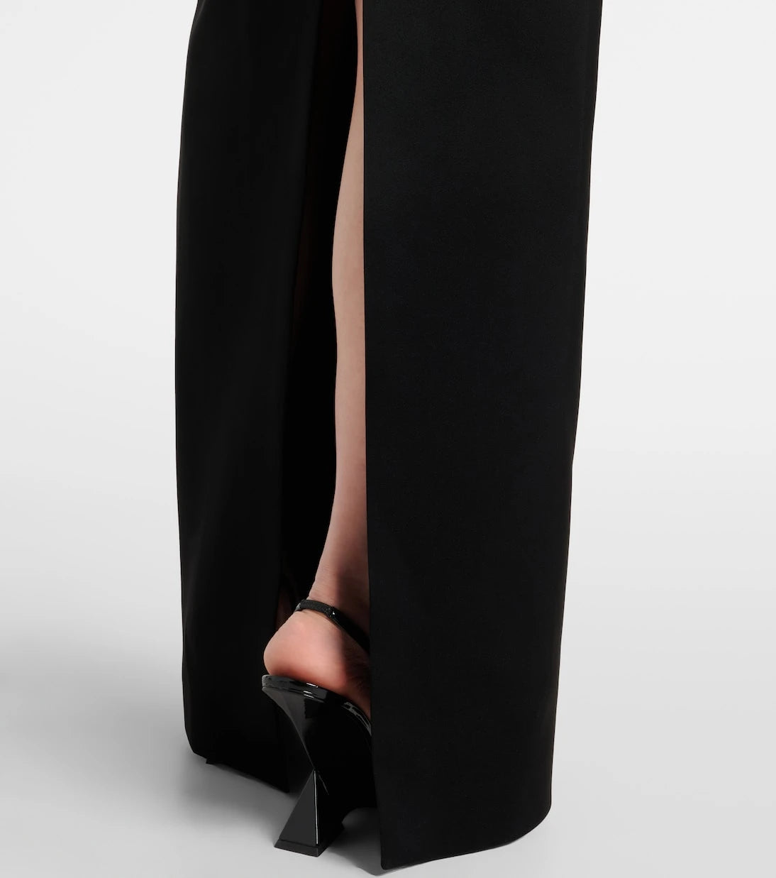 David Koma - Polka-dot halterneck gown