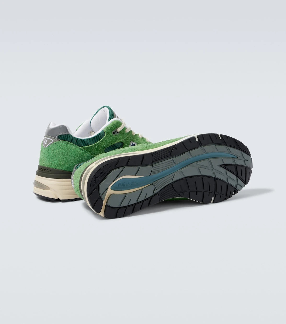 New Balance - 991v2 suede sneakers