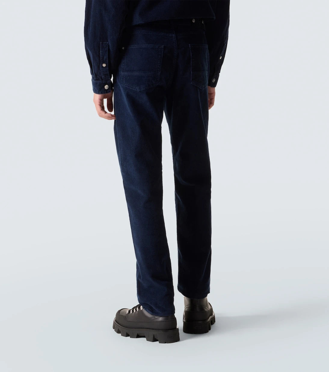 Stone Island - بنطلون جينز بقصة ضيقة من القطن والكوردروي بخصر متوسط الارتفاع