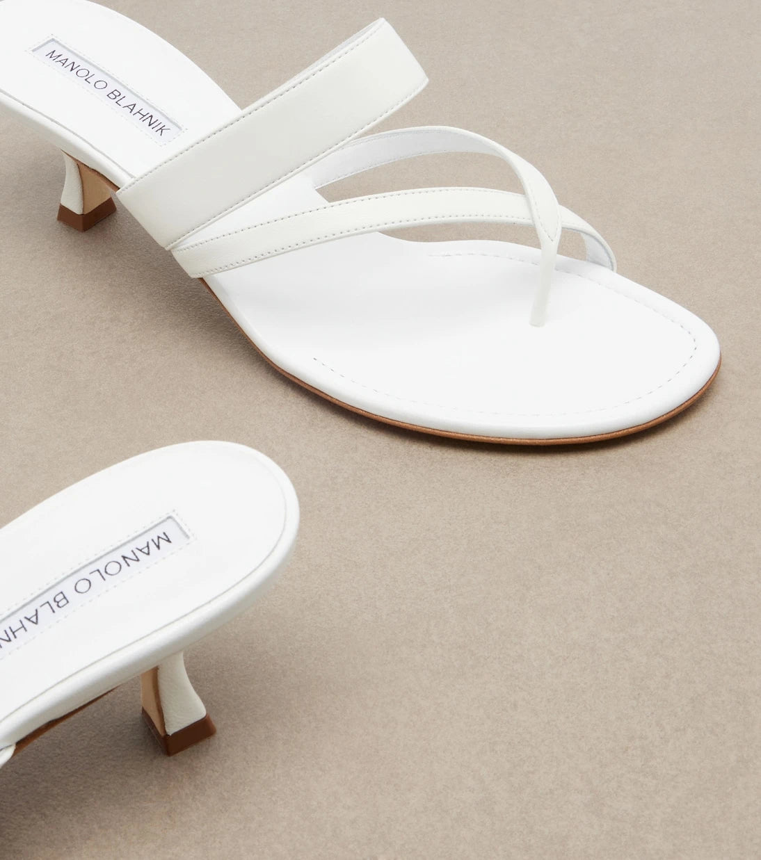 Manolo Blahnik - Susa leather thong sandals