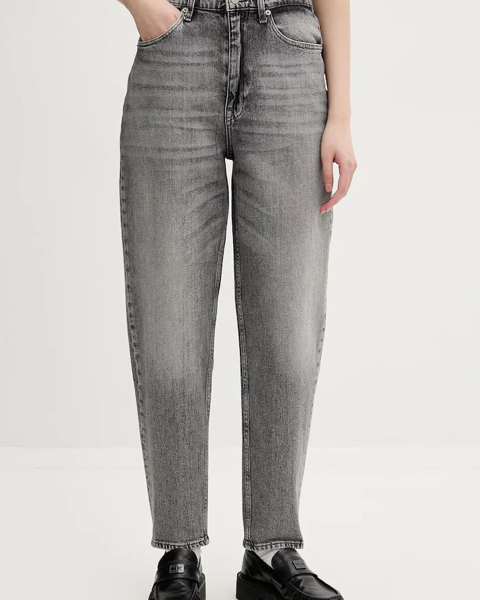 Tommy Jeans mom fit kadın jean