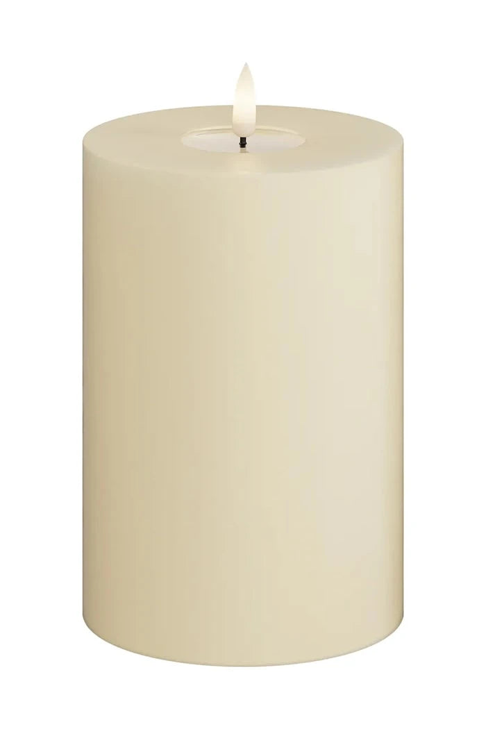 Led свещ Deluxe Homeart Cream Bloklys 10 x 15 cm