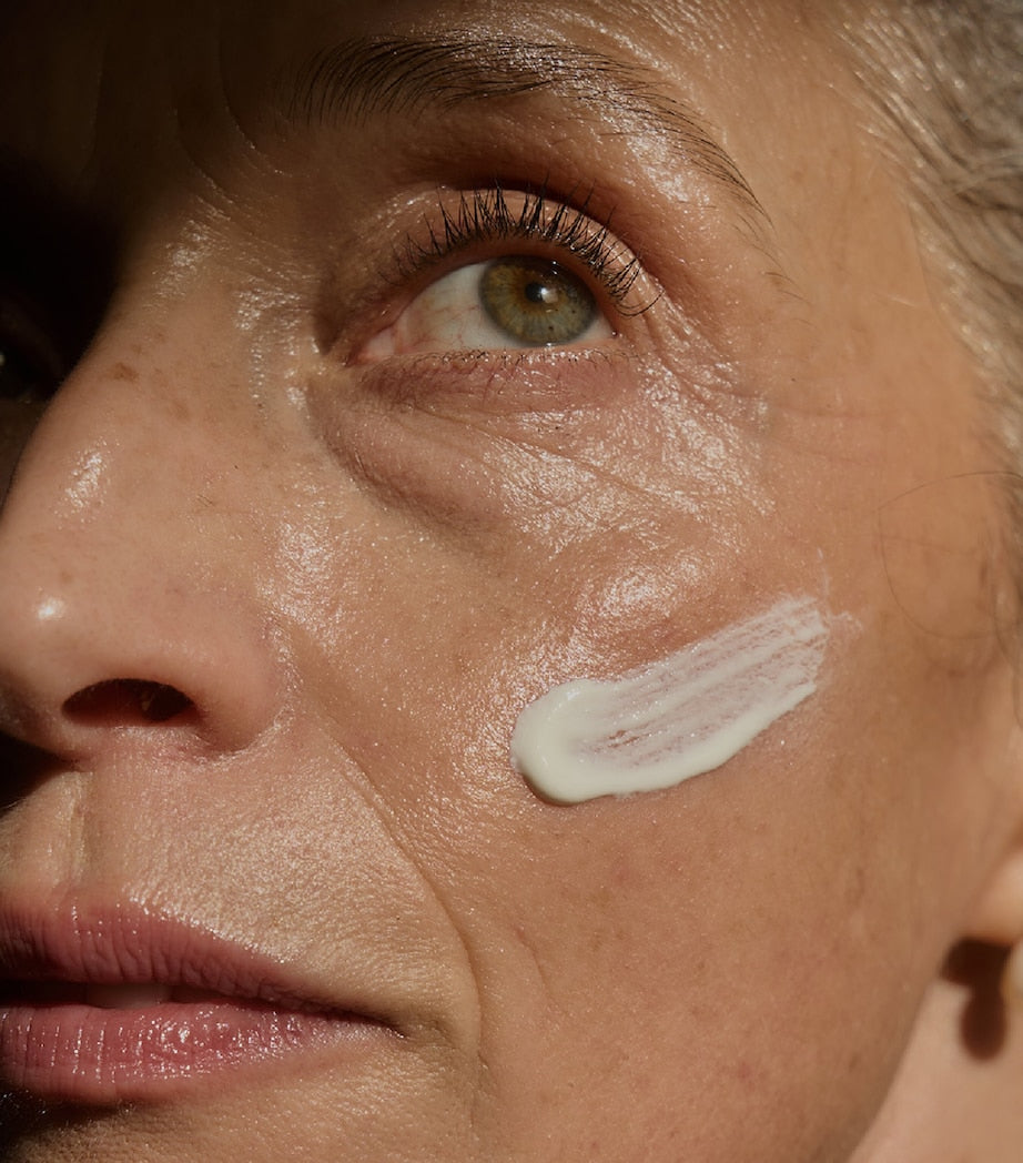 Sensai Silky Bronze Protective Suncare Cream For Face SPF50+ (50ml)