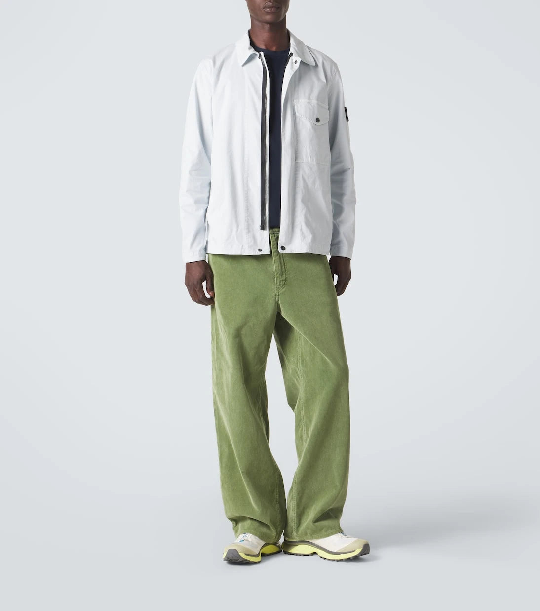 Stone Island - قميص علوي من قماش الكانفاس القطني بتطريز البوصلة