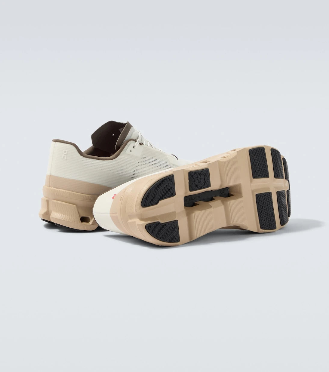 On - Cloudmonster Void running shoes