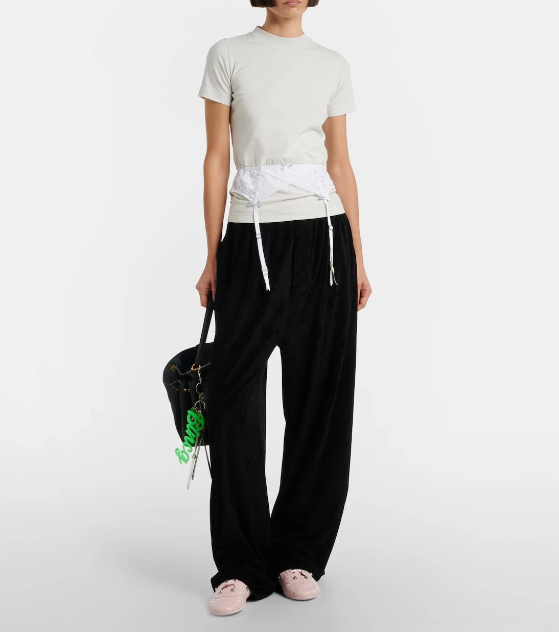 Balenciaga - حذاء سنيكرز City جلدي