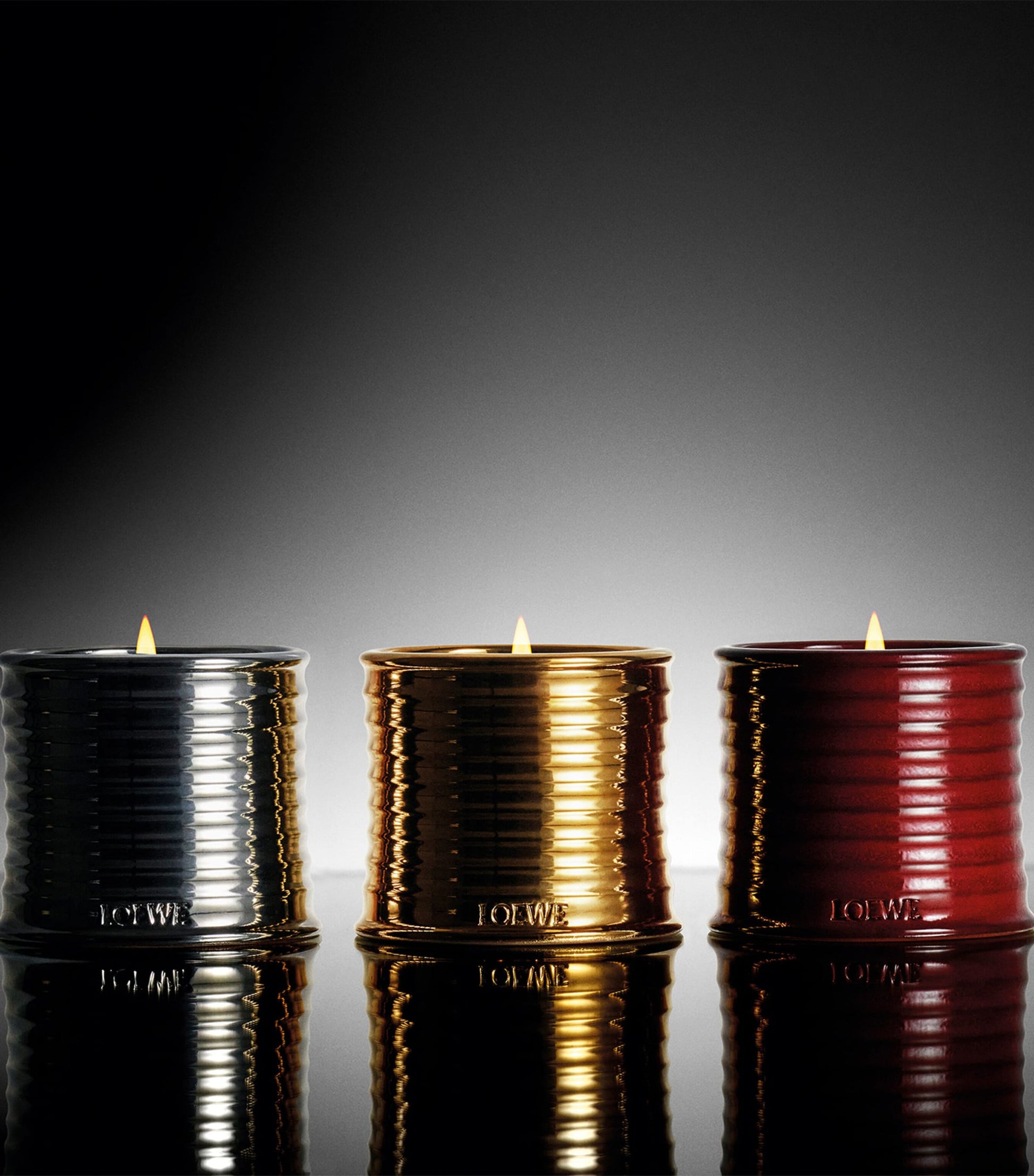 LOEWE Black Sesame Scented Candle