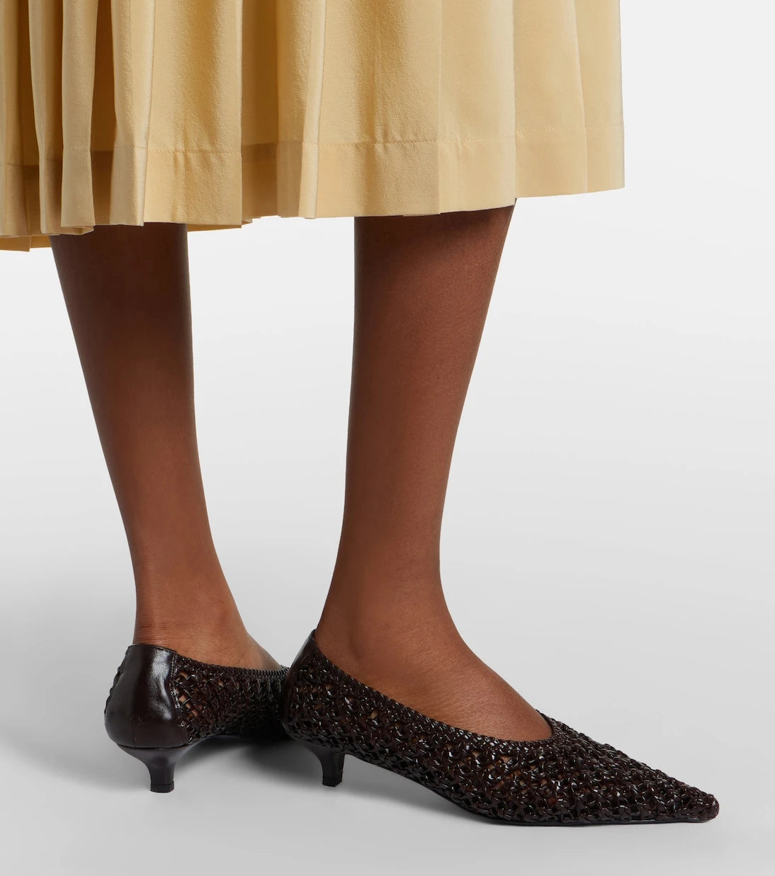 Toteme - Sharp woven leather pumps