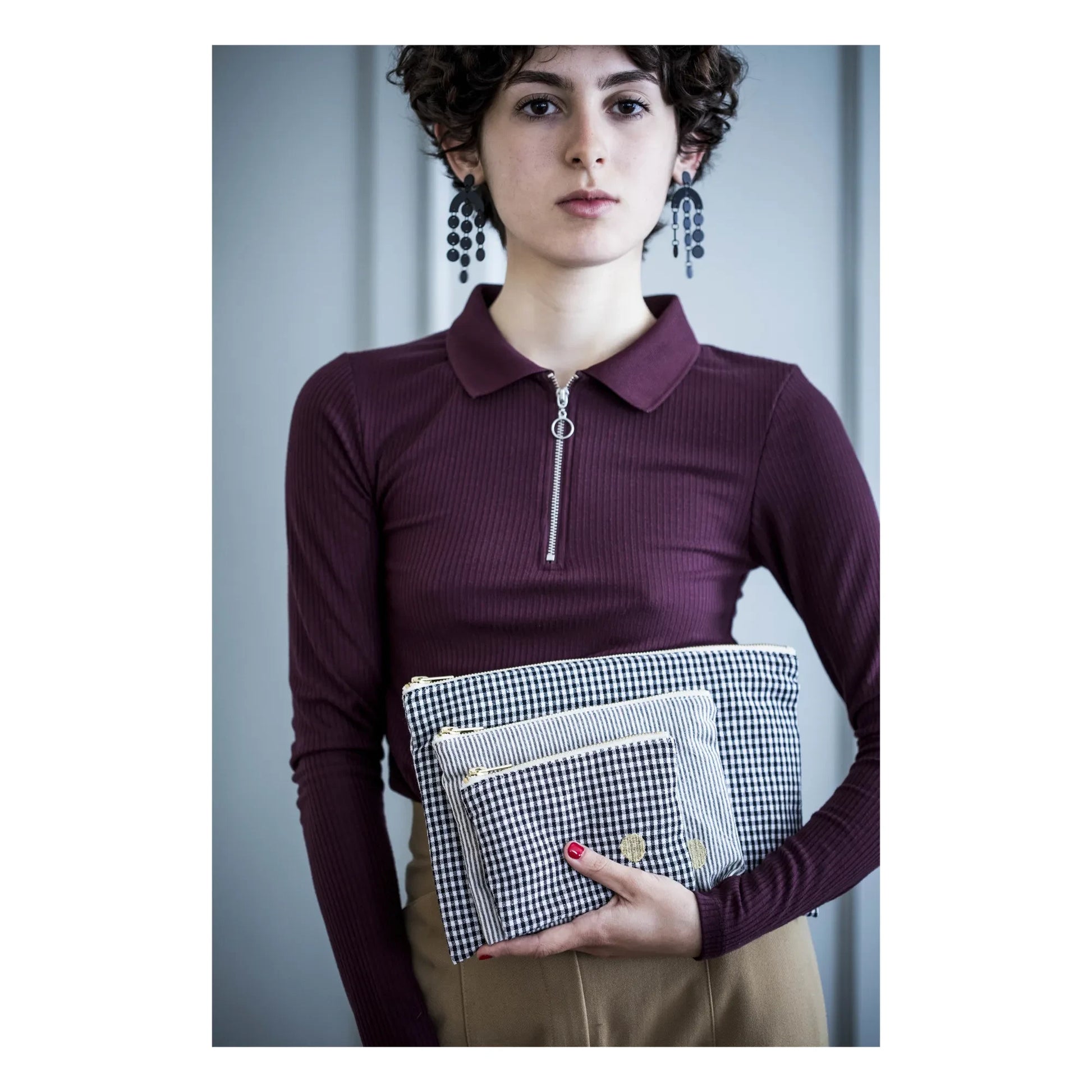 La cerise sur le gâteau - Finette pouch | Black