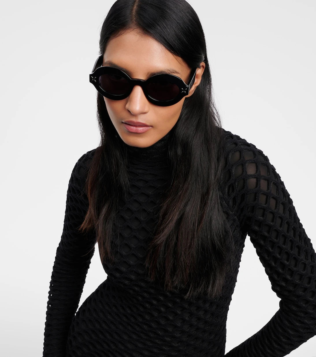 Alaïa - نظارات شمسية بيضاوية