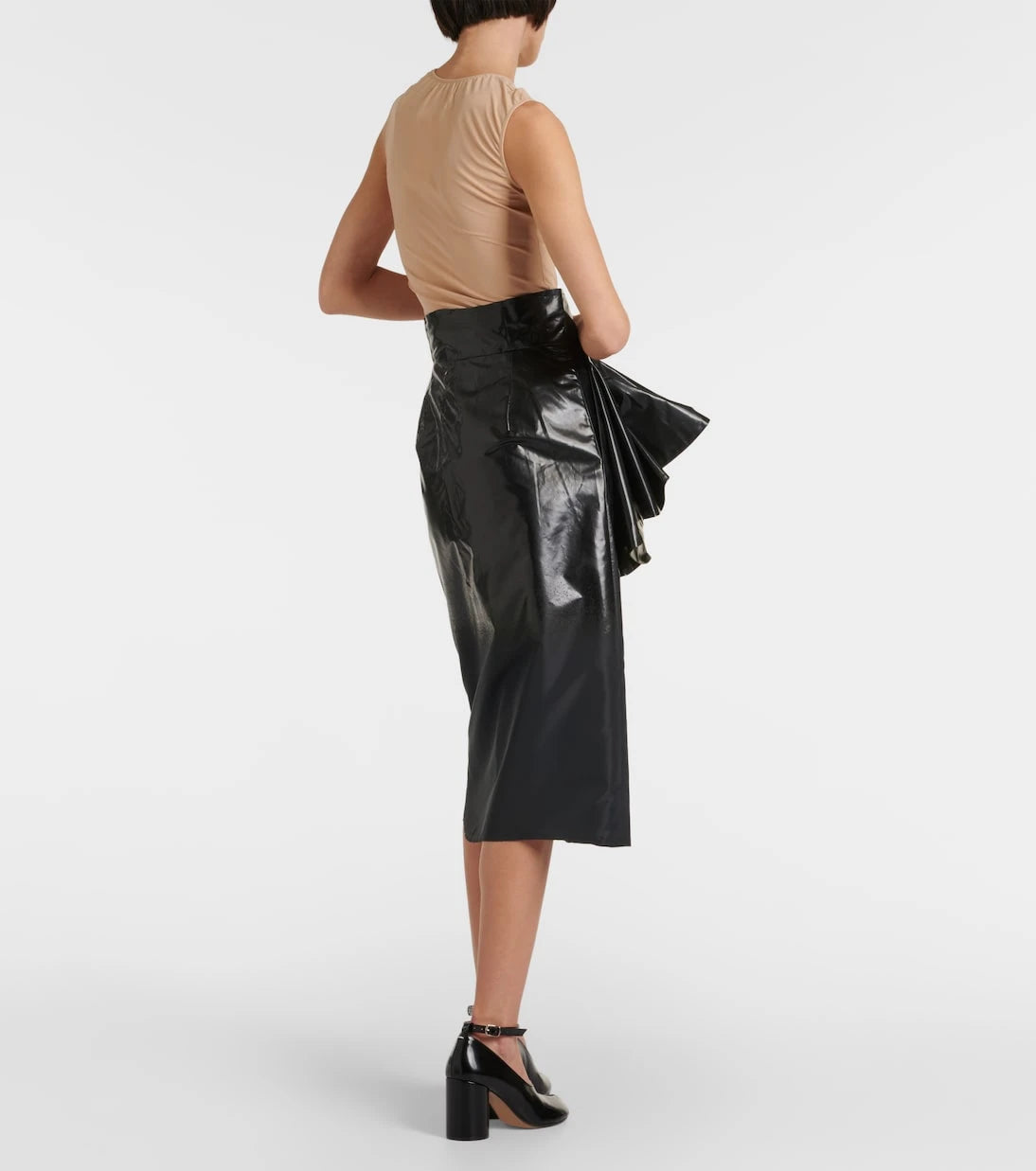 Maison Margiela - تنورة ميدي عالية الخصر ذات ثنيات