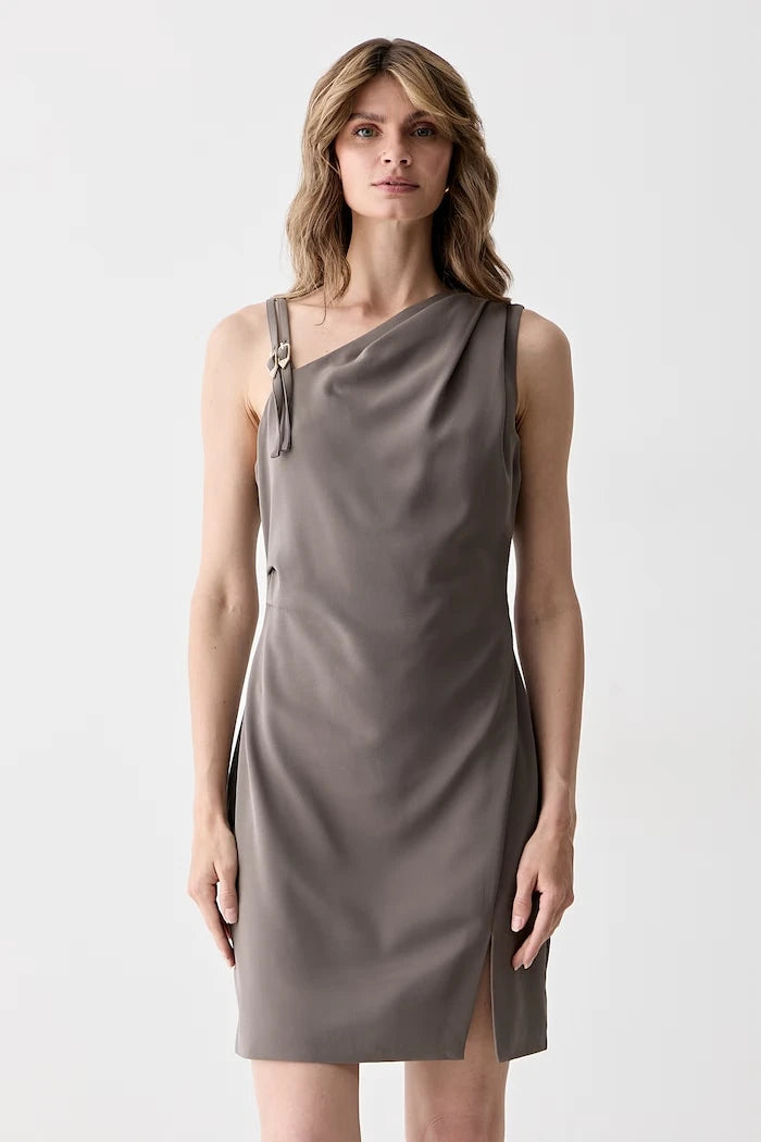Guess рокля LIVIA