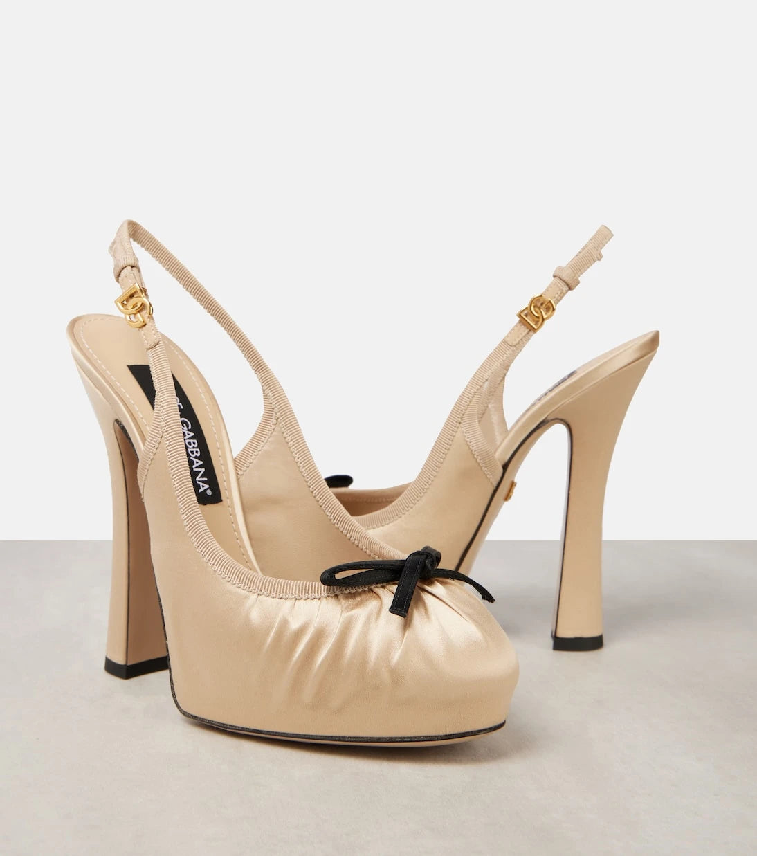 Dolce&Gabbana - حذاء Vally Slingback بكعب سميك من الساتان