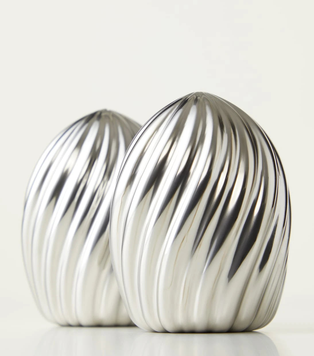 L'Objet - Ripple Spice Jewels salt and pepper shakers