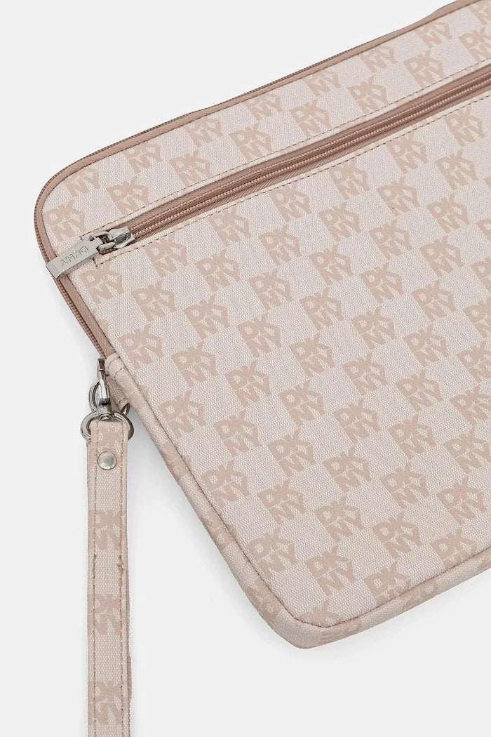 Dkny Laptop Kılıfı